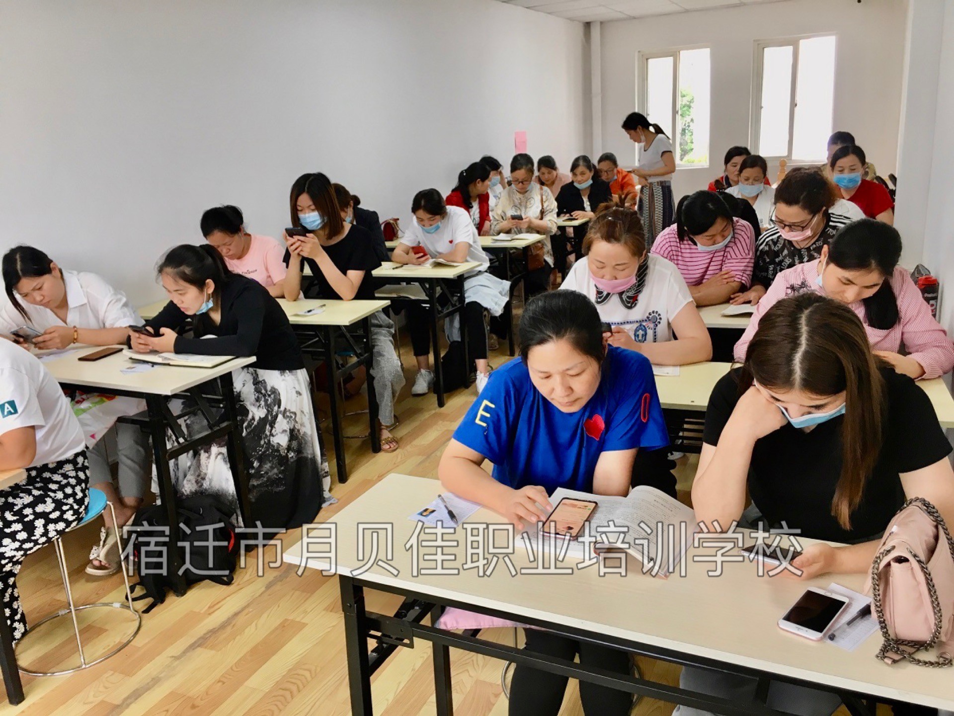 图片关键词
